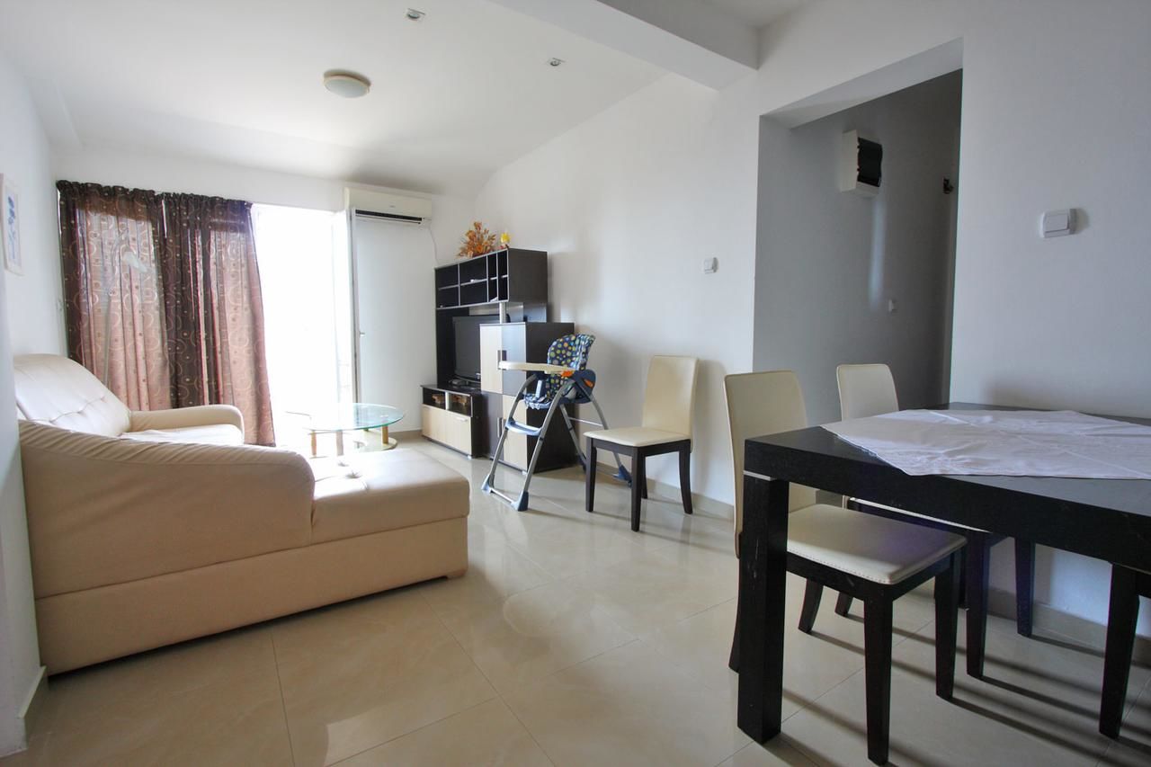 Проживание в семье Apartmani Irena Петровац-15