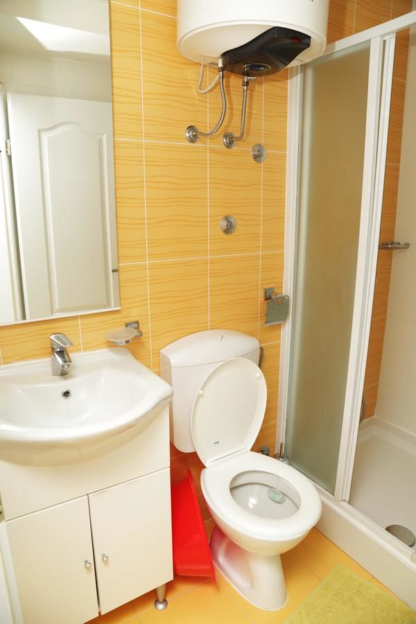 Проживание в семье Apartmani Irena Петровац-16