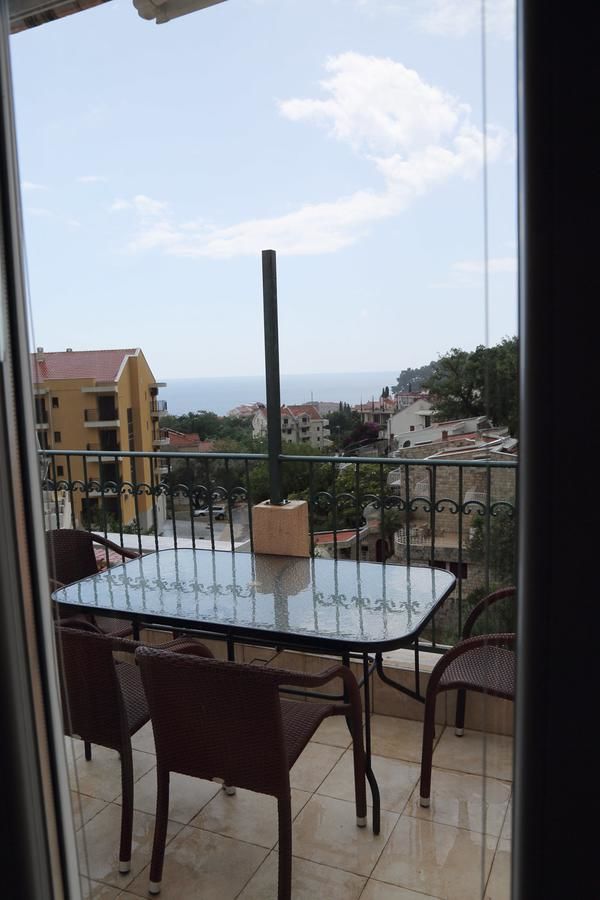 Проживание в семье Apartmani Irena Петровац-22