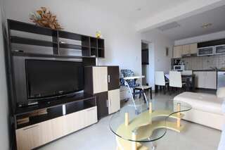 Проживание в семье Apartmani Irena Петровац Улучшенный люкс с видом на море-3